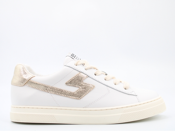 Schmoove sneakers spark signature white